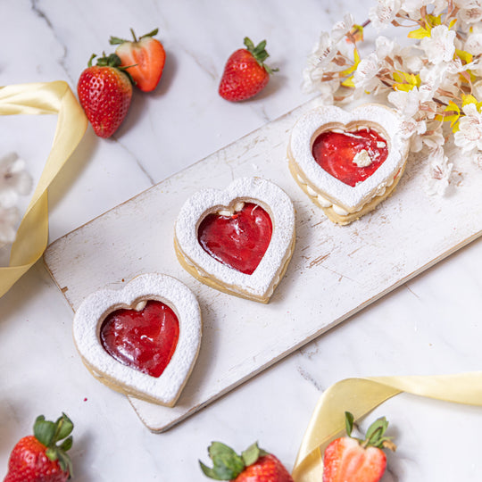 Jammy Dodger Delight Sandwich Cookies