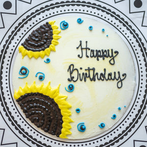 Personalised Vegan Frosted Victoria Sponge Cake - Jack and Beyond