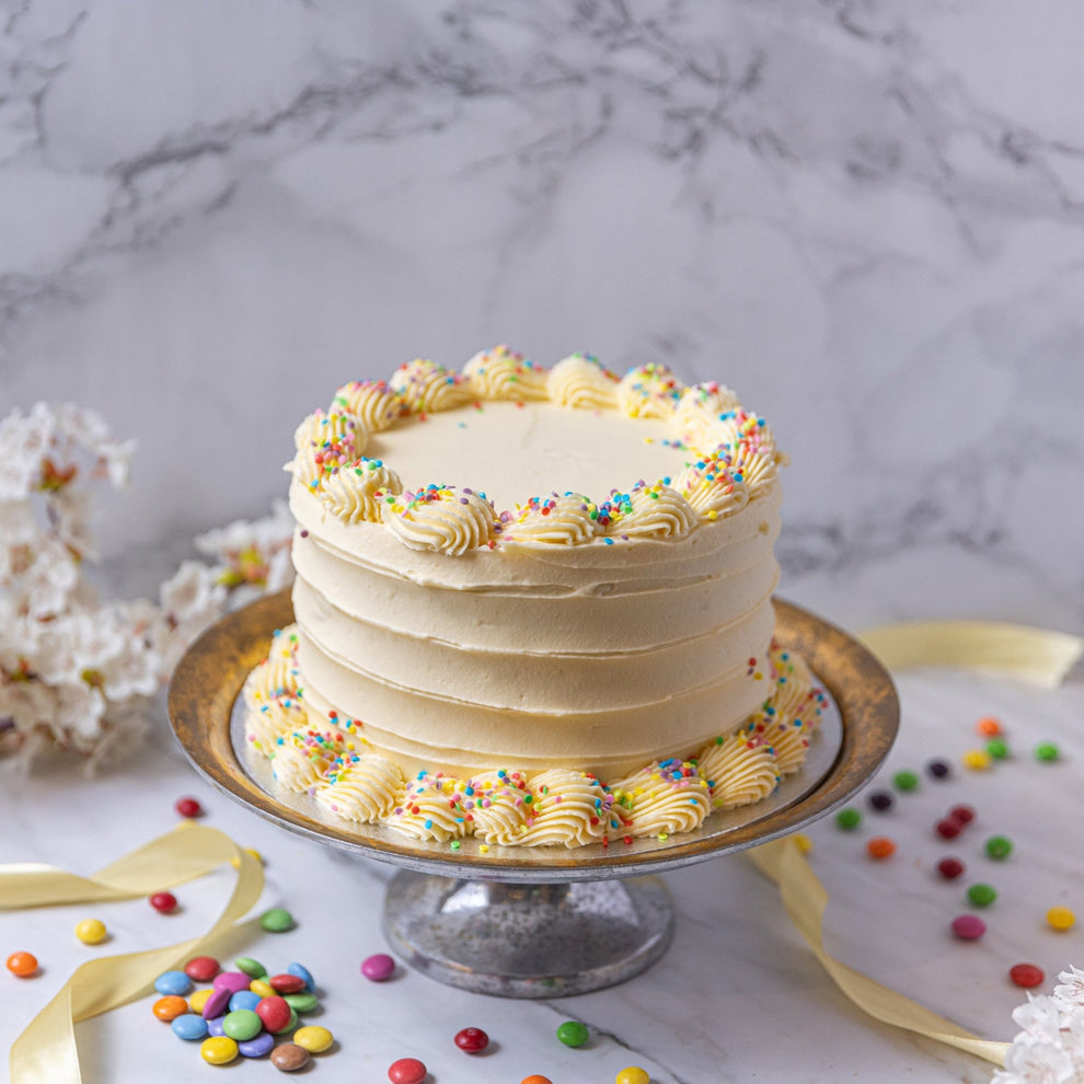 Order Piñata Birthday Cake Online | Jack & Beyond – Jack and Beyond