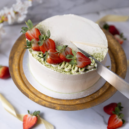 Strawberry & Matcha Cake - Jack and Beyond