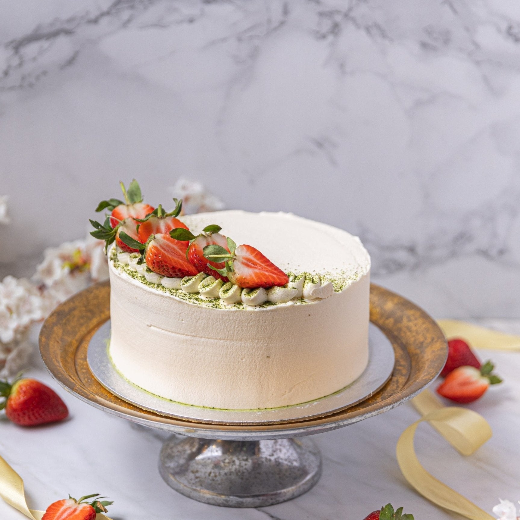 Strawberry & Matcha Cake - Jack and Beyond
