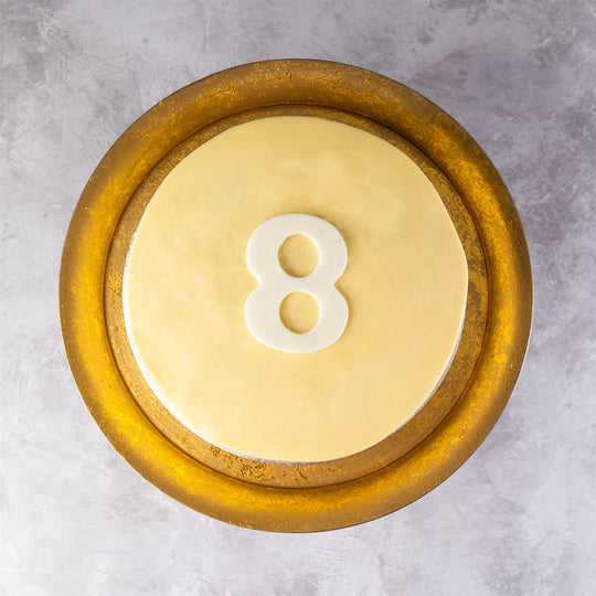 Number 8 Birthday Cake