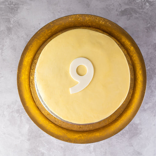 Number 9 Birthday Cake